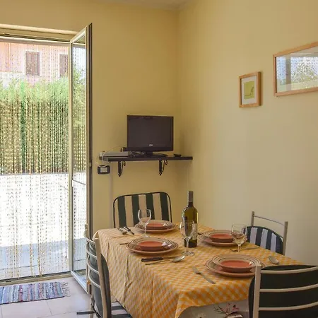 Apartment Nice In With 2 Bedrooms, Wifi And Outdoor Swimming Pool Caulonia Marina