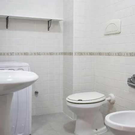 Nice In With 2 Bedrooms, Wifi And Outdoor Swimming Pool Caulonia Marina